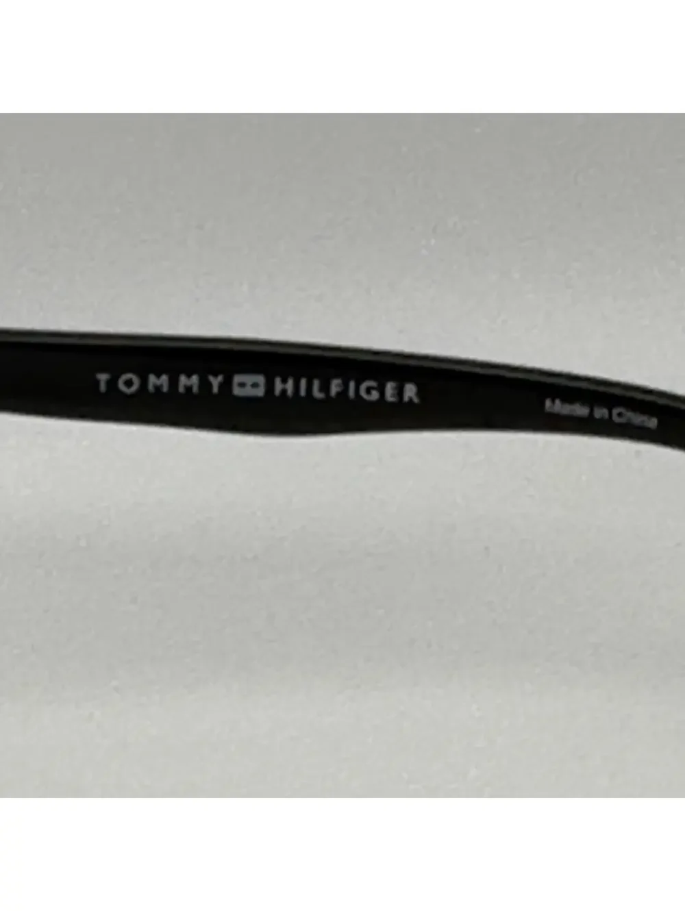 Tommy Hilfiger Sunglasses Brown Gradient Lens Black Frame